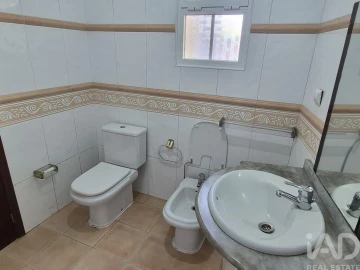 Moradia T2 para Venda em Funchal (Santa Luzia)