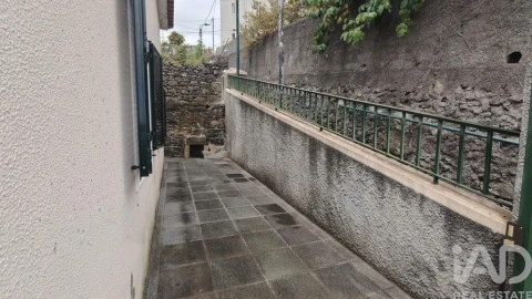 Moradia T2 para Venda em Funchal (Santa Luzia)