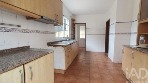 Moradia T2 para Venda em Funchal (Santa Luzia)