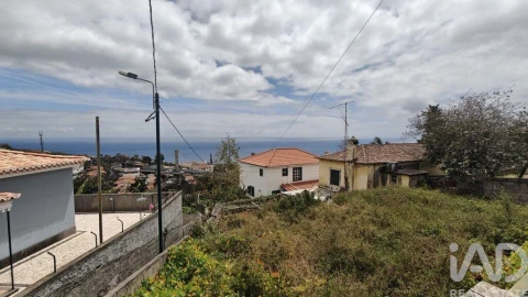 Moradia T2 para Venda em Funchal (Santa Luzia)