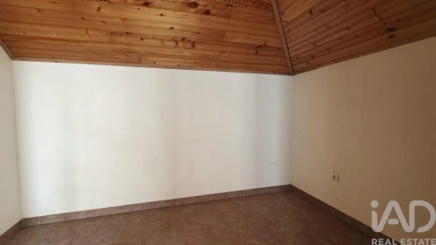 Moradia T2 para Venda em Funchal (Santa Luzia)