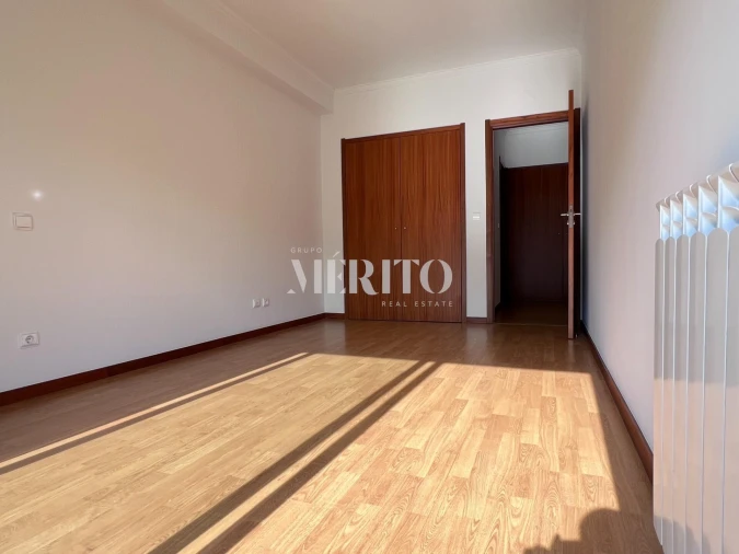 Apartamento T2 para Venda em Real, Dume e Semelhe Foto 12