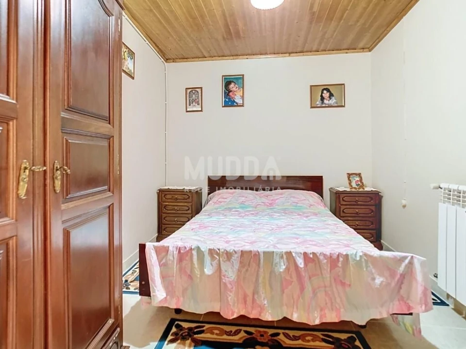 Moradia T2 para Venda em Loivos e Póvoa de Agrações Foto 10