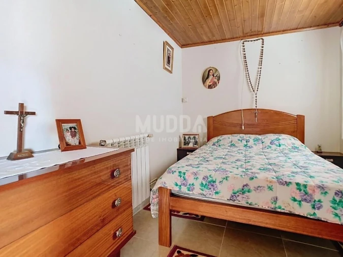 Moradia T2 para Venda em Loivos e Póvoa de Agrações Foto 11