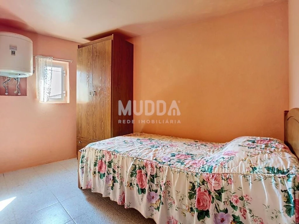 Moradia T2 para Venda em Loivos e Póvoa de Agrações Foto 9