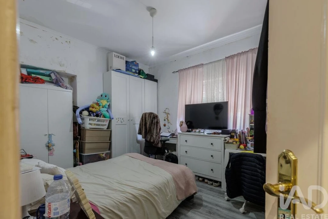 Apartamento T4 para Venda em Almada, Cova da Piedade, Pragal e Cacilhas Foto 14