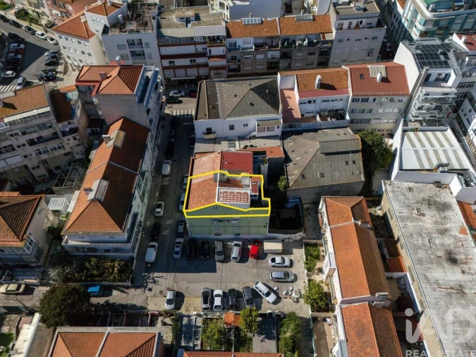 Apartamento T4 para Venda em Almada, Cova da Piedade, Pragal e Cacilhas Foto 28
