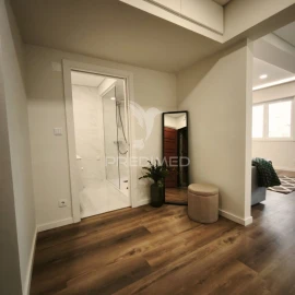 Apartamento T3 para Venda em Benfica