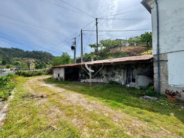 Moradia T3 para Venda em São Jorge e Ermelo