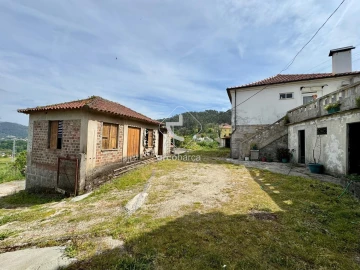 Moradia T3 para Venda em São Jorge e Ermelo