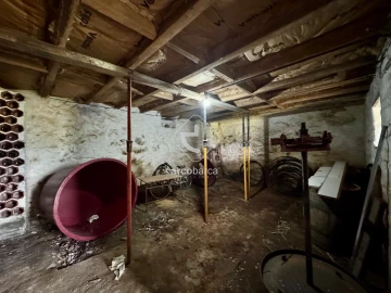 Moradia T3 para Venda em São Jorge e Ermelo