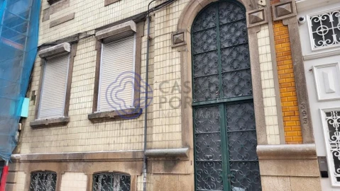 Moradia T3 para Venda em Santa Marinha e São Pedro da Afurada