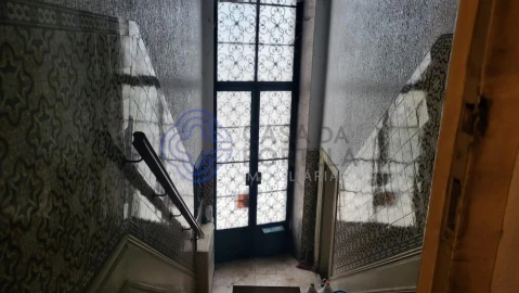 Moradia T3 para Venda em Santa Marinha e São Pedro da Afurada