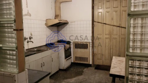 Moradia T3 para Venda em Santa Marinha e São Pedro da Afurada