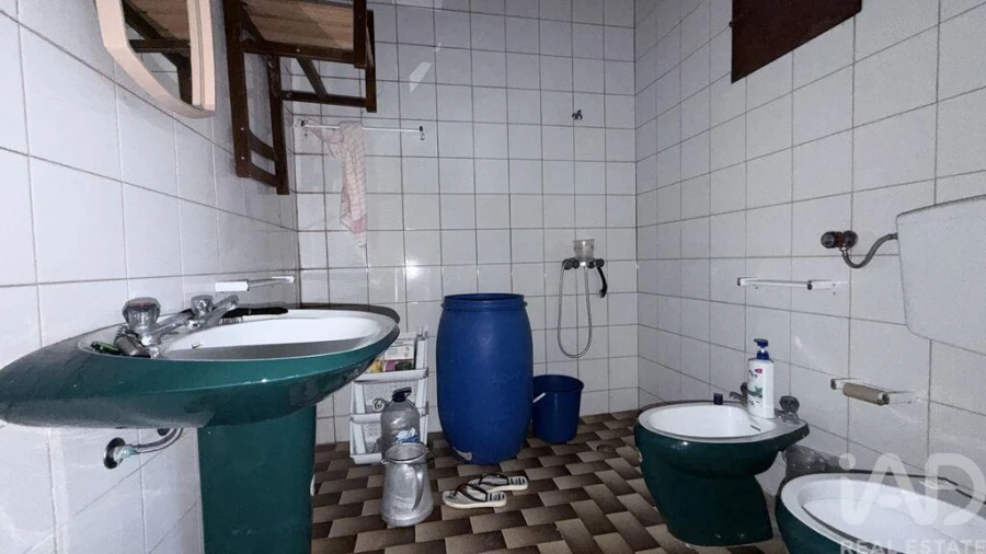 Terreno para Venda em Amiais de Baixo Foto 17