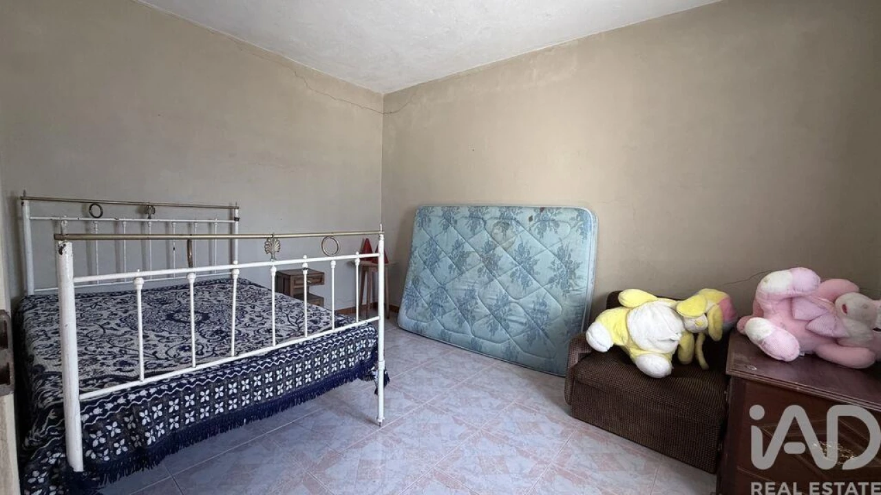 Terreno para Venda em Amiais de Baixo Foto 26