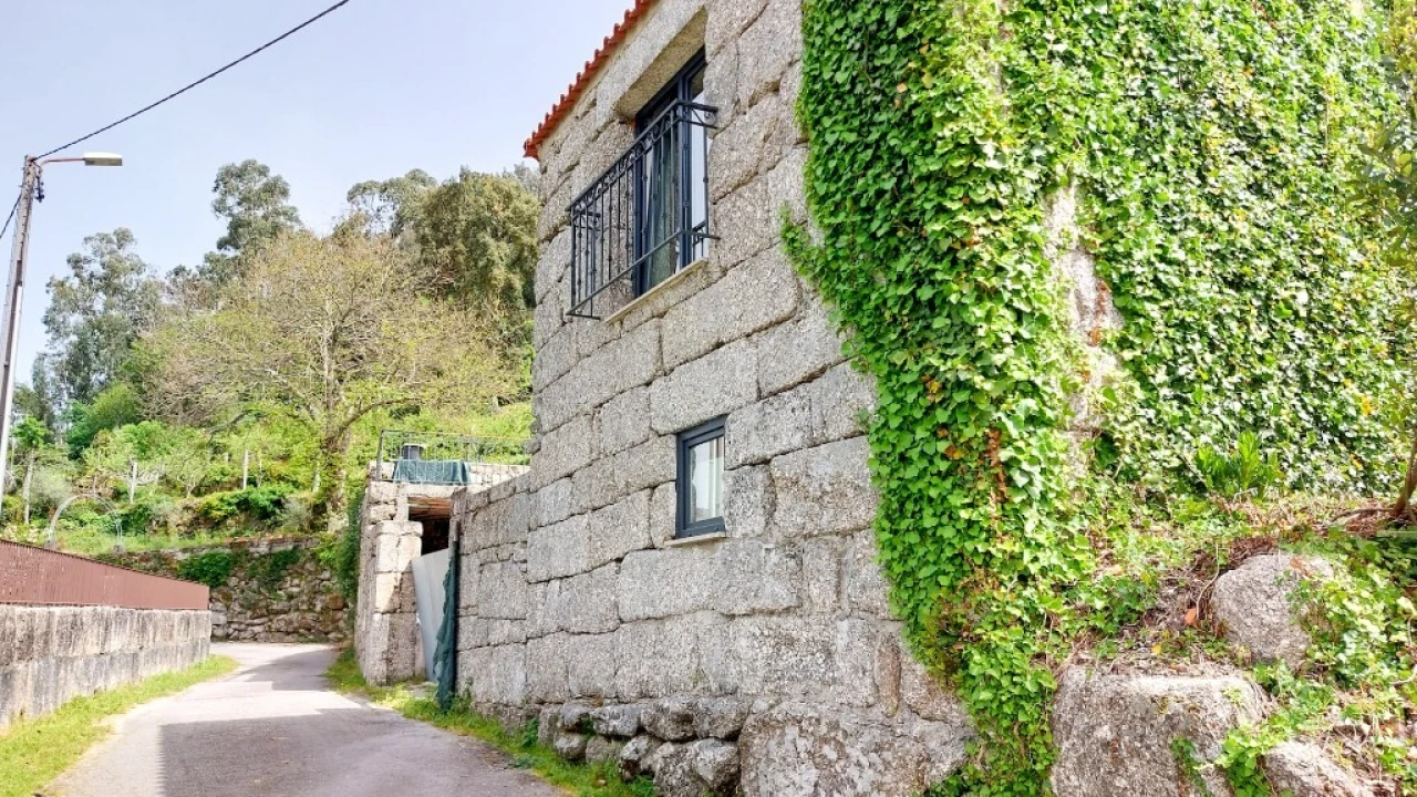 Moradia T4 para Venda em Pinheiro Foto 5