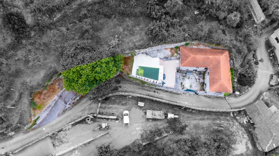 Moradia T4 para Venda em Pinheiro Foto 38