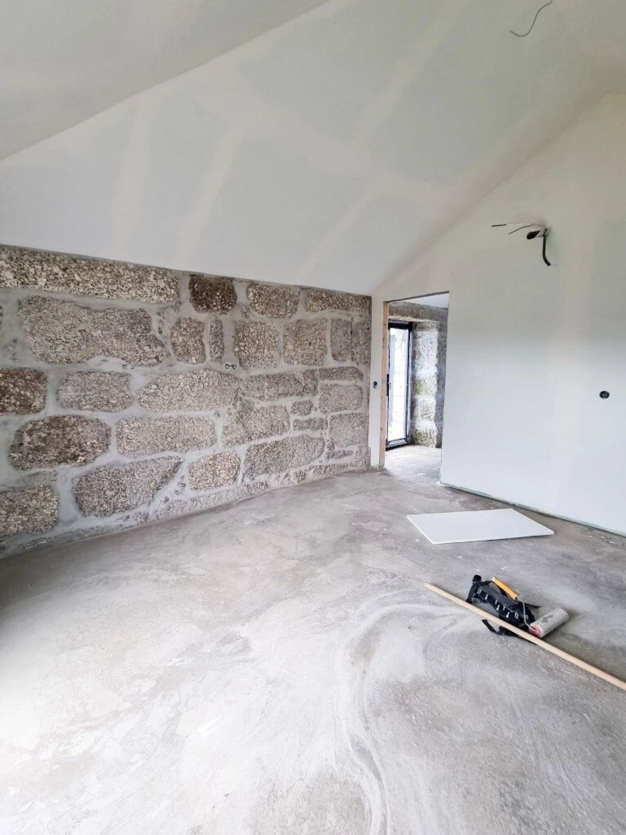 Moradia T4 para Venda em Pinheiro Foto 10