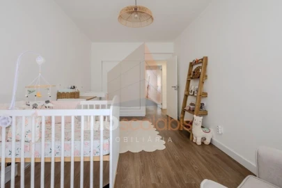 Apartamento T3 para Venda em Romeira e Várzea