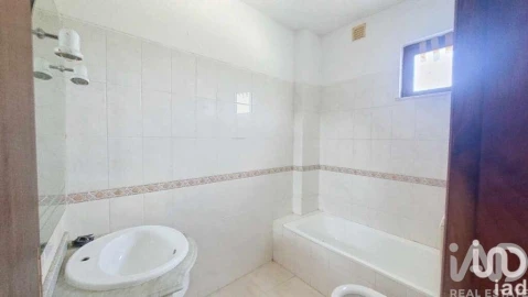 Quinta T4 para Venda em Alcantarilha e Pêra