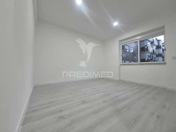 Apartamento T2 para Venda em Almada, Cova da Piedade, Pragal e Cacilhas