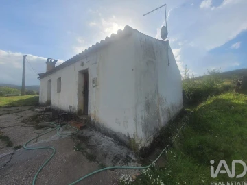 Quinta T2 para Venda em São Teotónio