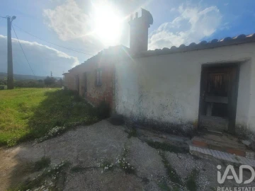 Quinta T2 para Venda em São Teotónio