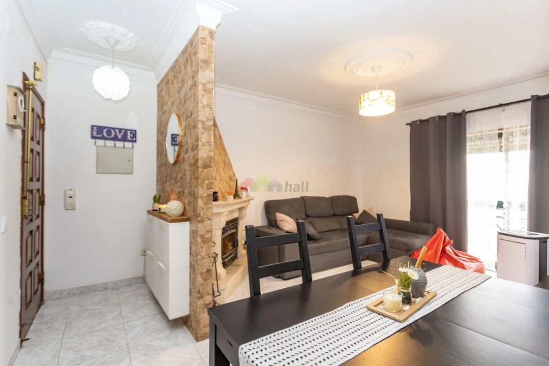 Apartamento T2 para Venda em Quinta do Conde Foto 8