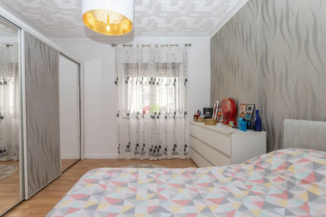Apartamento T2 para Venda em Quinta do Conde Foto 16