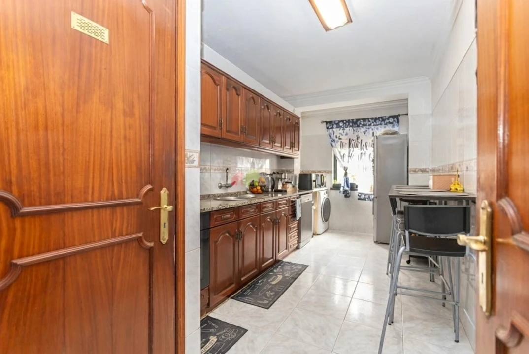 Apartamento T2 para Venda em Quinta do Conde Foto 3