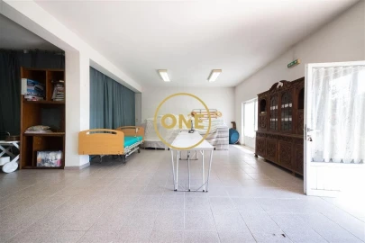 Moradia T3 para Venda em Arnoso (Santa Maria e Santa Eulália) e Sezures