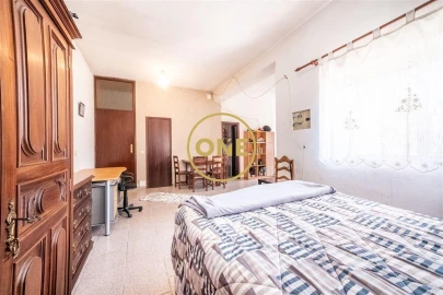 Moradia T3 para Venda em Arnoso (Santa Maria e Santa Eulália) e Sezures