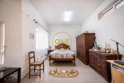 Moradia T3 para Venda em Arnoso (Santa Maria e Santa Eulália) e Sezures