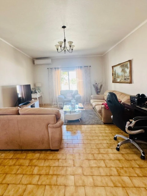 Moradia T2 para Venda em Paderne