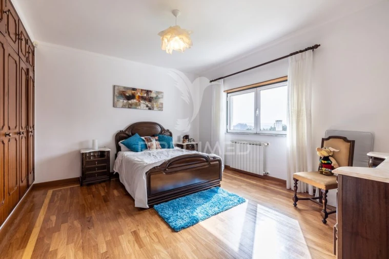 Moradia T3 para Venda em Cela Foto 16