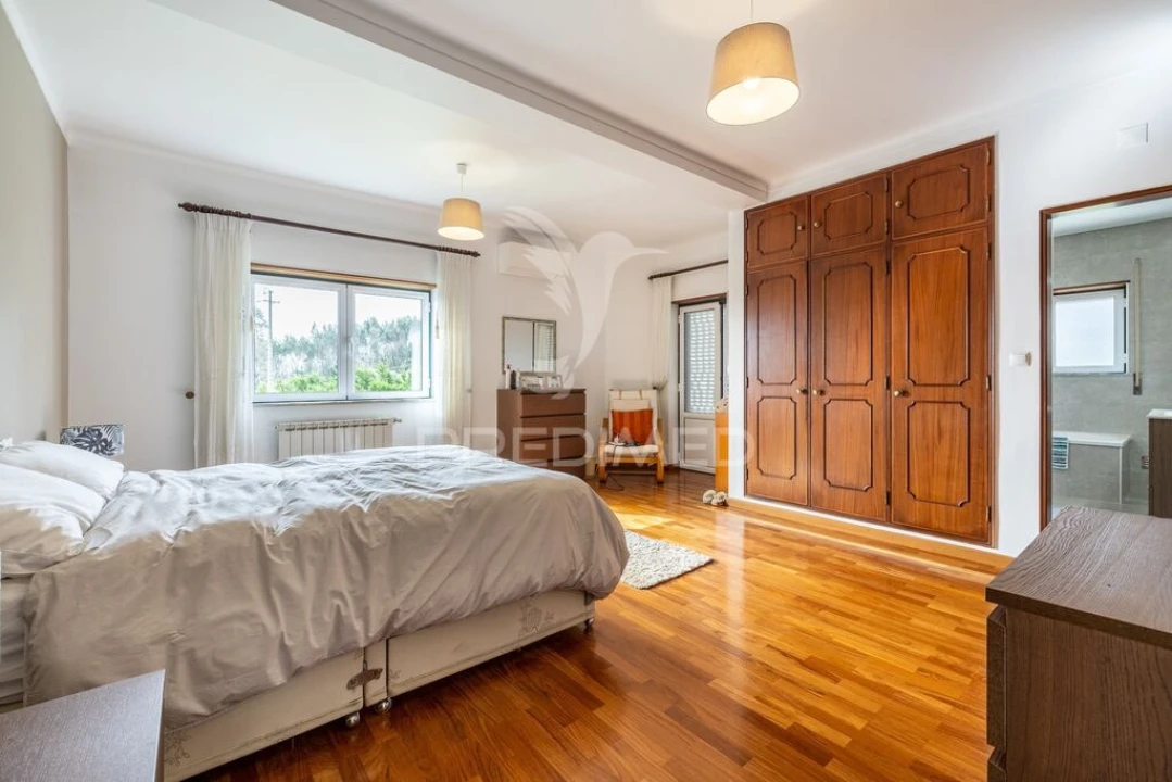 Moradia T3 para Venda em Cela Foto 17