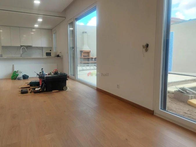 Moradia T4 para Venda em Azeitão (São Lourenço e São Simão) Foto 4