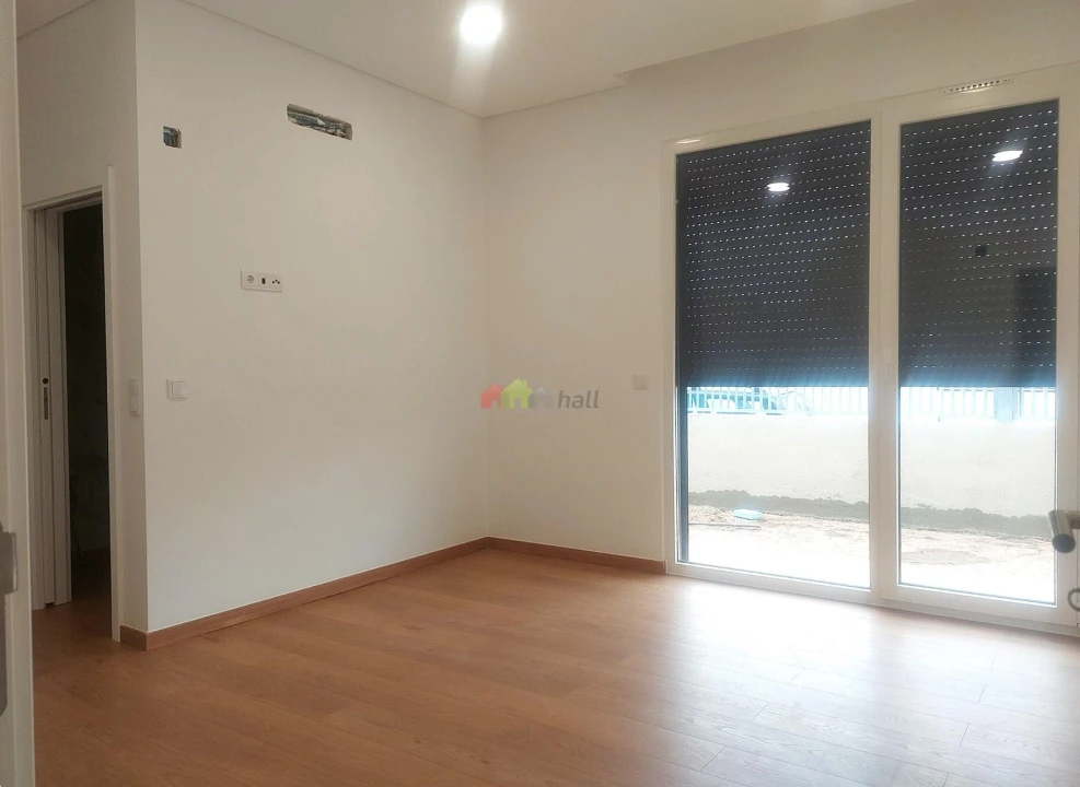 Moradia T4 para Venda em Azeitão (São Lourenço e São Simão) Foto 10