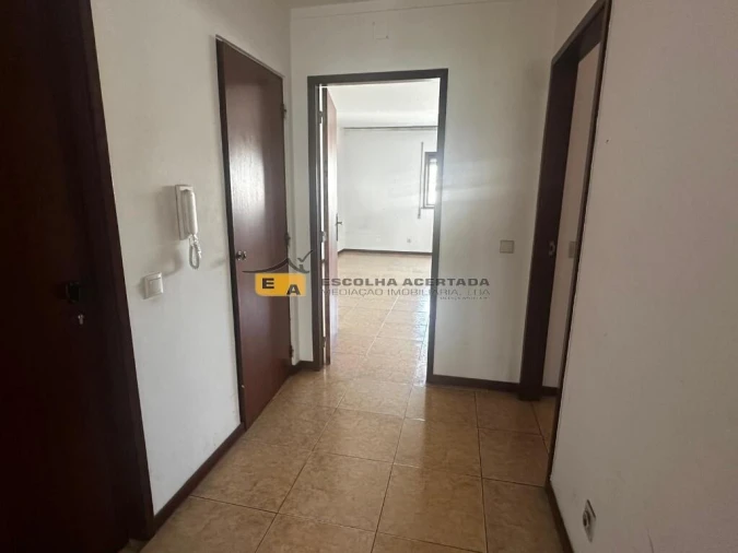 Apartamento T2 para Venda em Rio Tinto Foto 6