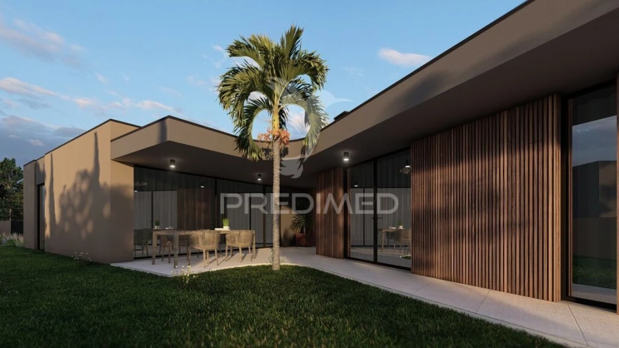 Moradia T4 para Venda em Vila de Prado Foto 6