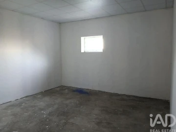 Loja para Venda em Peso e Vales do Rio