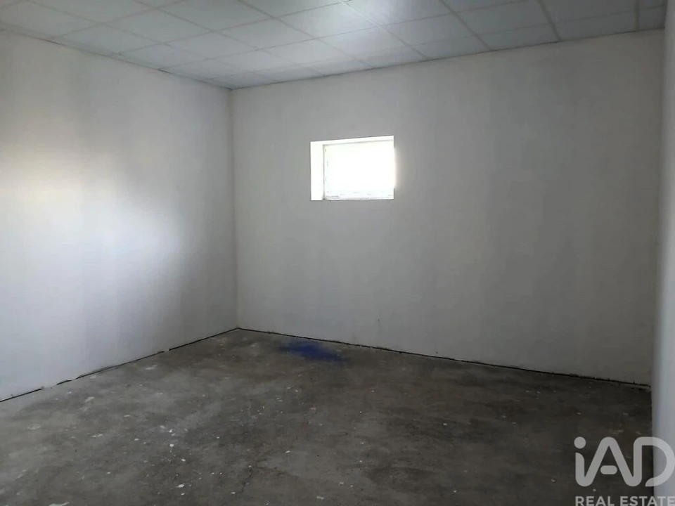 Loja para Venda em Peso e Vales do Rio Foto 6