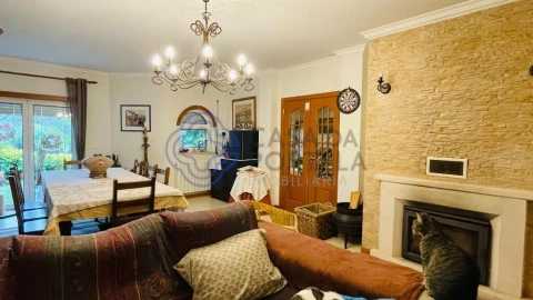 Moradia T4 para Venda em São Silvestre