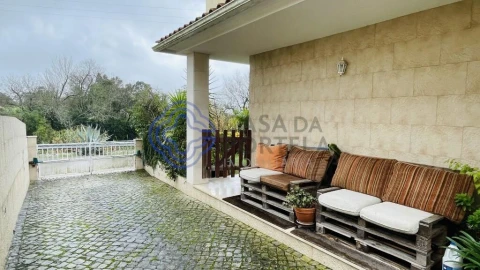 Moradia T4 para Venda em São Silvestre