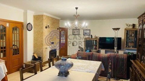 Moradia T4 para Venda em São Silvestre