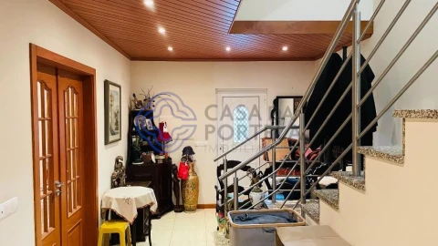 Moradia T4 para Venda em São Silvestre