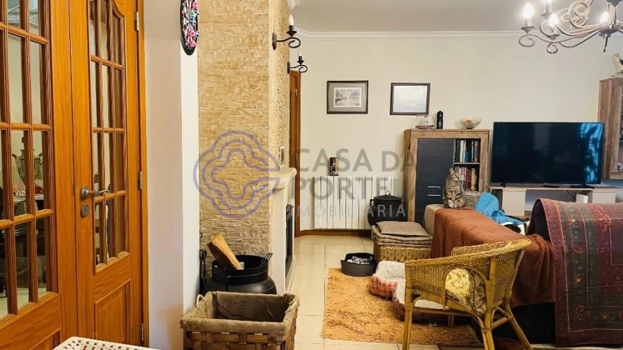 Moradia T4 para Venda em São Silvestre Foto 11