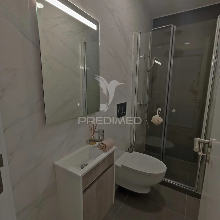 Apartamento T3 para Venda em Benfica Foto 8