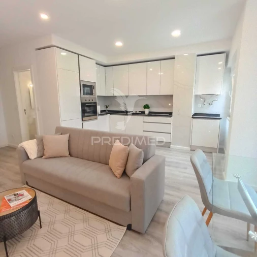 Apartamento T3 para Venda em Benfica Foto 5